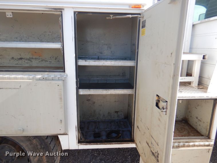 image for item DJ3862 2005 Chevrolet C7500  utility / service truck