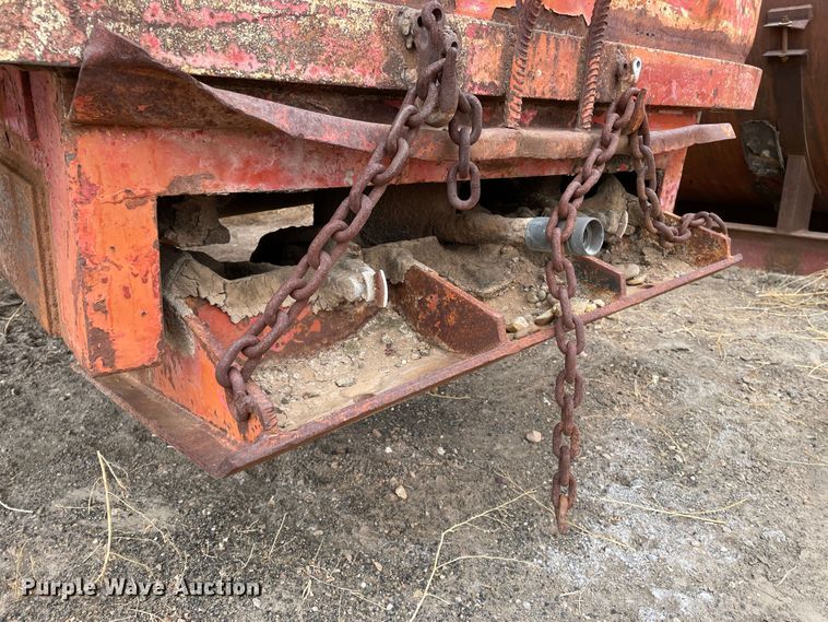 image for item DJ5027 1972 Lufkin  end dump trailer