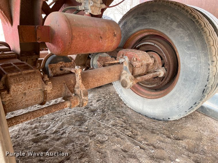 image for item DJ5027 1972 Lufkin  end dump trailer