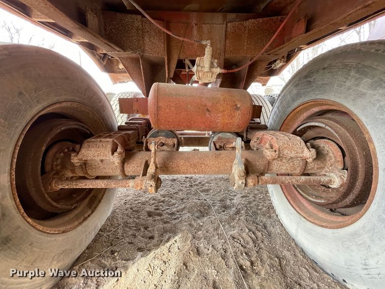 image for item DJ5027 1972 Lufkin  end dump trailer