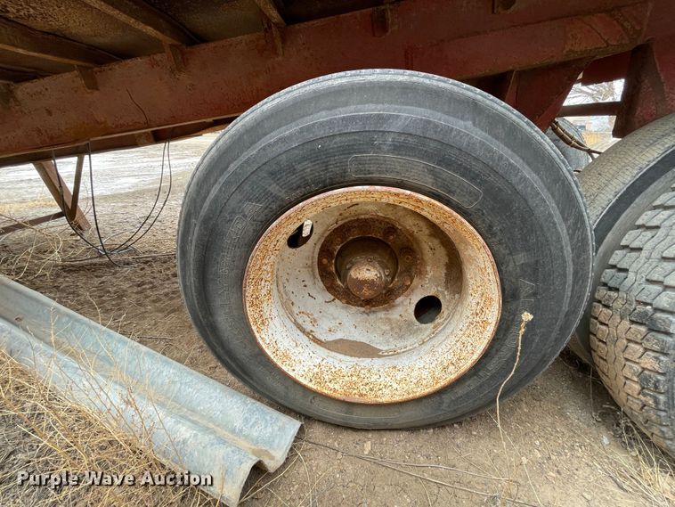 image for item DJ5027 1972 Lufkin  end dump trailer