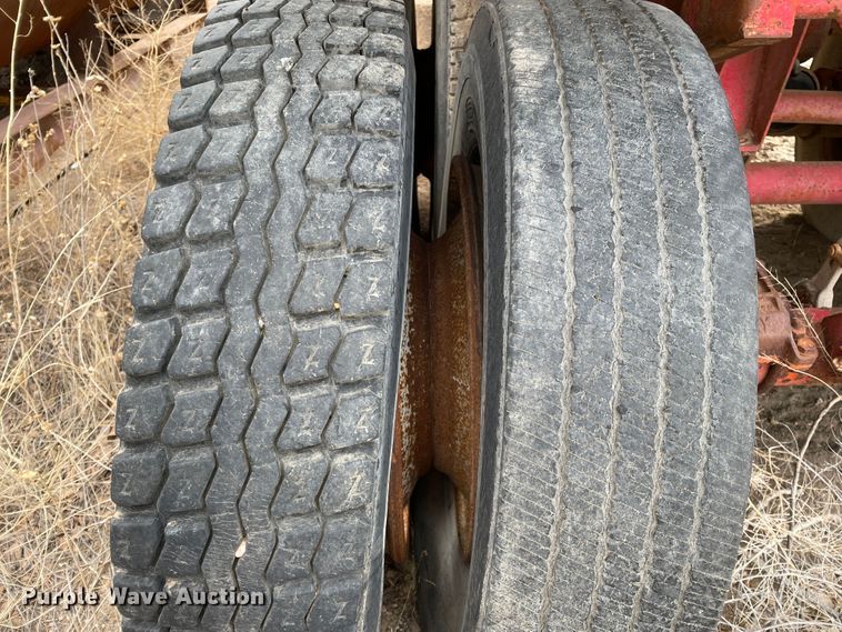 image for item DJ5027 1972 Lufkin  end dump trailer