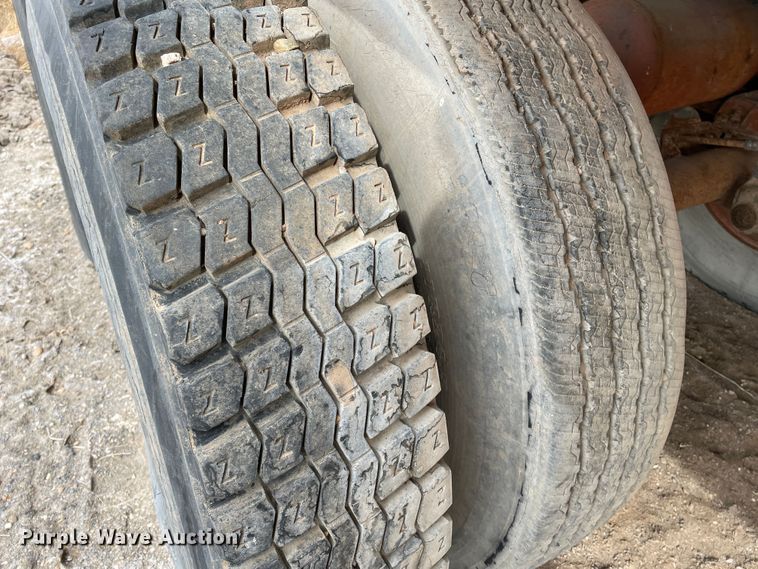 image for item DJ5027 1972 Lufkin  end dump trailer