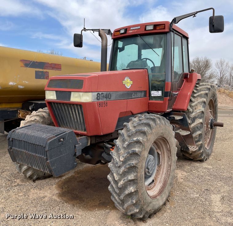 image for item DJ5028 1997 Case IH 8940  MFWD tractor