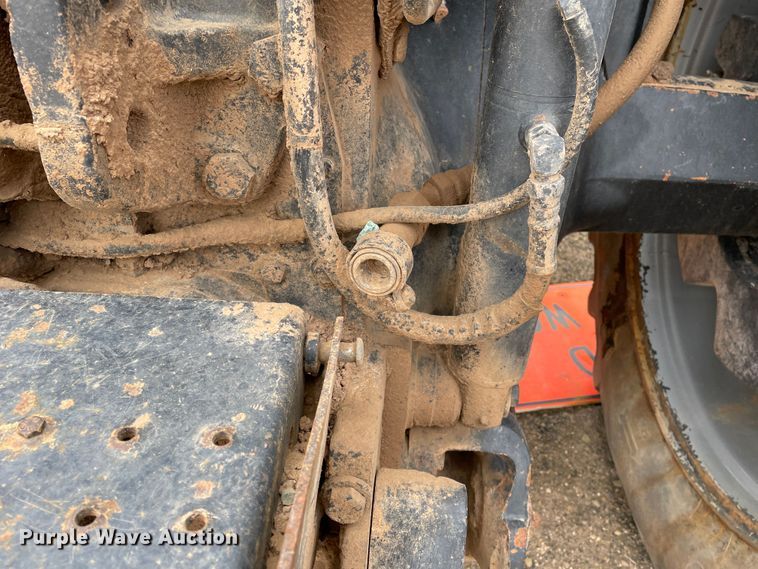 image for item DJ5028 1997 Case IH 8940  MFWD tractor