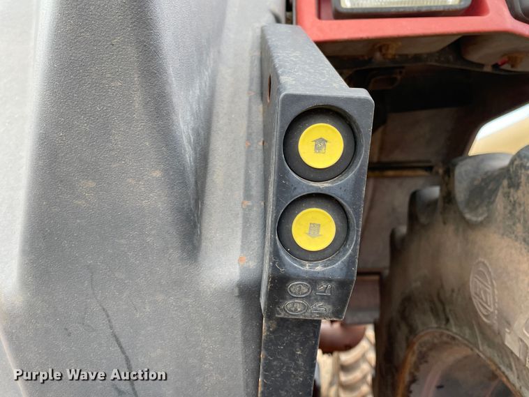 image for item DJ5028 1997 Case IH 8940  MFWD tractor