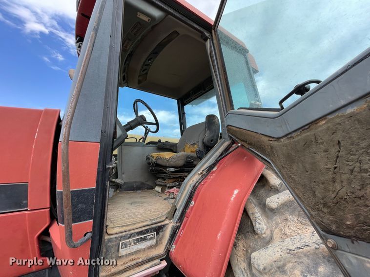 image for item DJ5028 1997 Case IH 8940  MFWD tractor