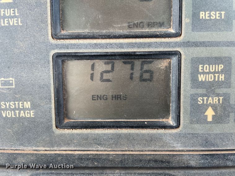 image for item DJ5028 1997 Case IH 8940  MFWD tractor