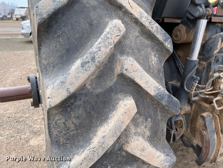 image for item DJ5028 1997 Case IH 8940  MFWD tractor