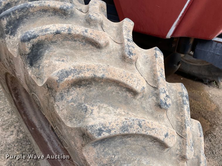 image for item DJ5028 1997 Case IH 8940  MFWD tractor