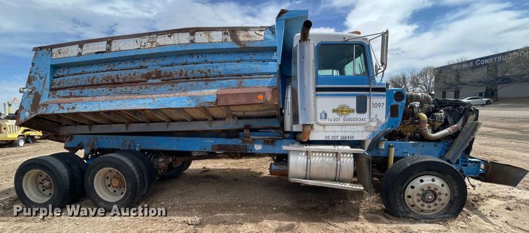 image for item DJ5030 1988 Kenworth T800  dump truck