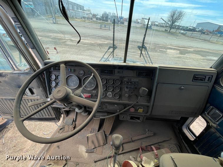 image for item DJ5030 1988 Kenworth T800  dump truck