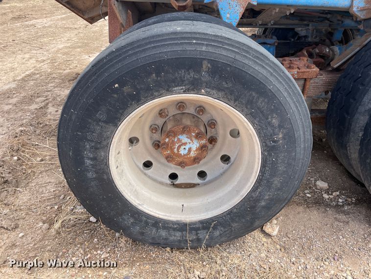 image for item DJ5030 1988 Kenworth T800  dump truck