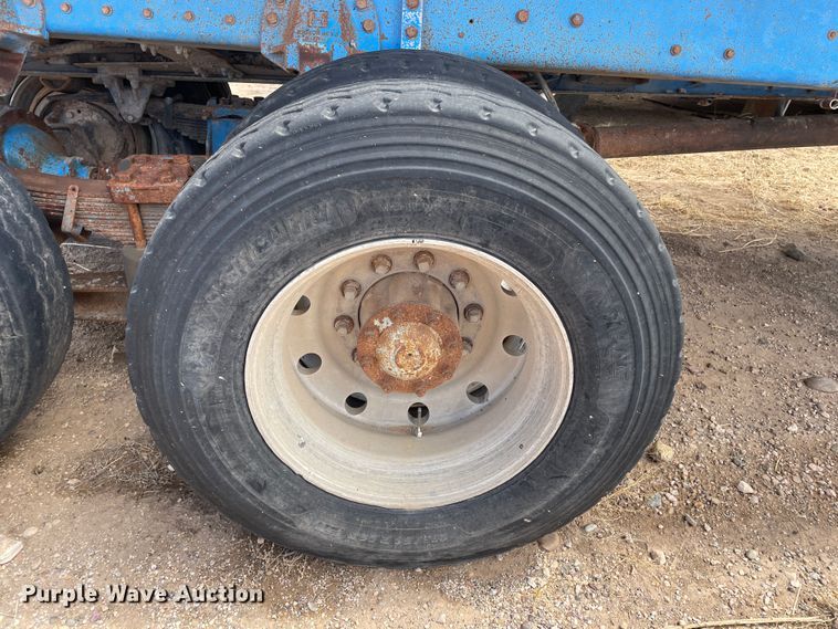 image for item DJ5030 1988 Kenworth T800  dump truck