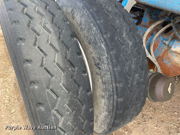 image for item DJ5030 1988 Kenworth T800  dump truck