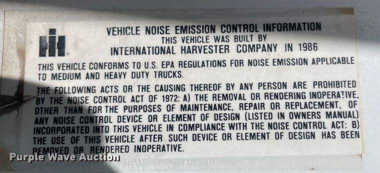 image for item DJ5031 1986 International 1654  dump truck