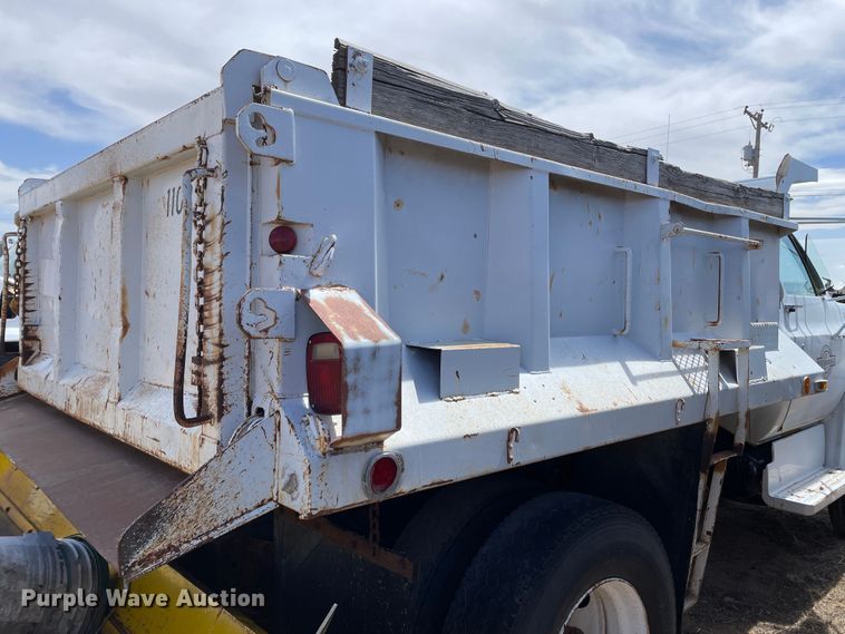 image for item DJ5032 1986 GMC C6000  dump truck