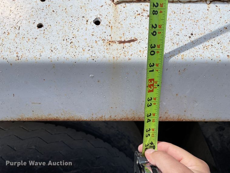 image for item DJ5032 1986 GMC C6000  dump truck