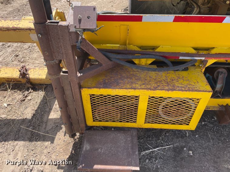 image for item DJ5032 1986 GMC C6000  dump truck