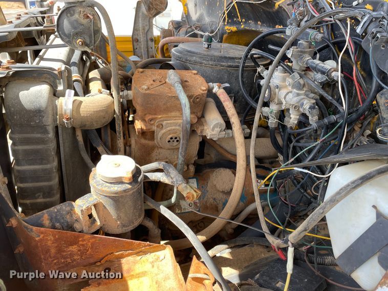 image for item DJ5032 1986 GMC C6000  dump truck