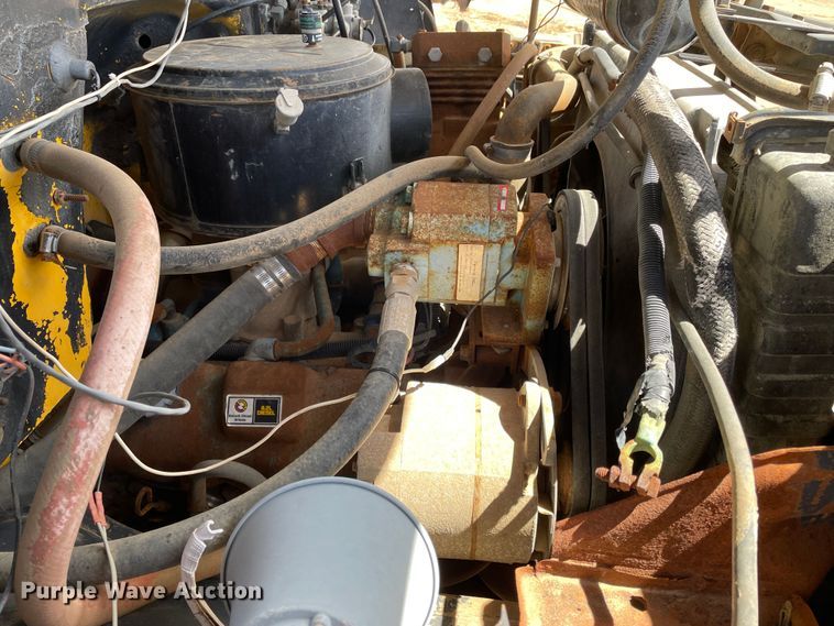 image for item DJ5032 1986 GMC C6000  dump truck