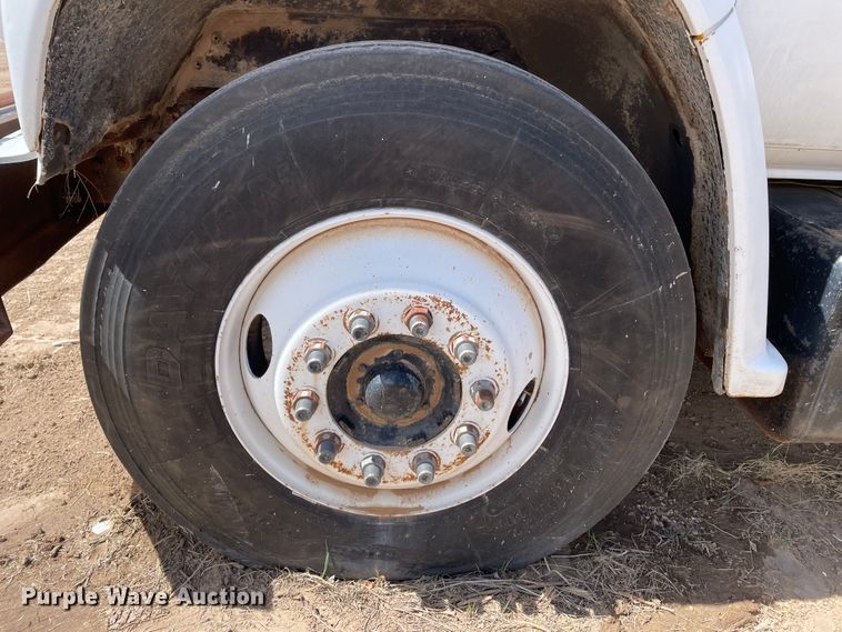 image for item DJ5032 1986 GMC C6000  dump truck