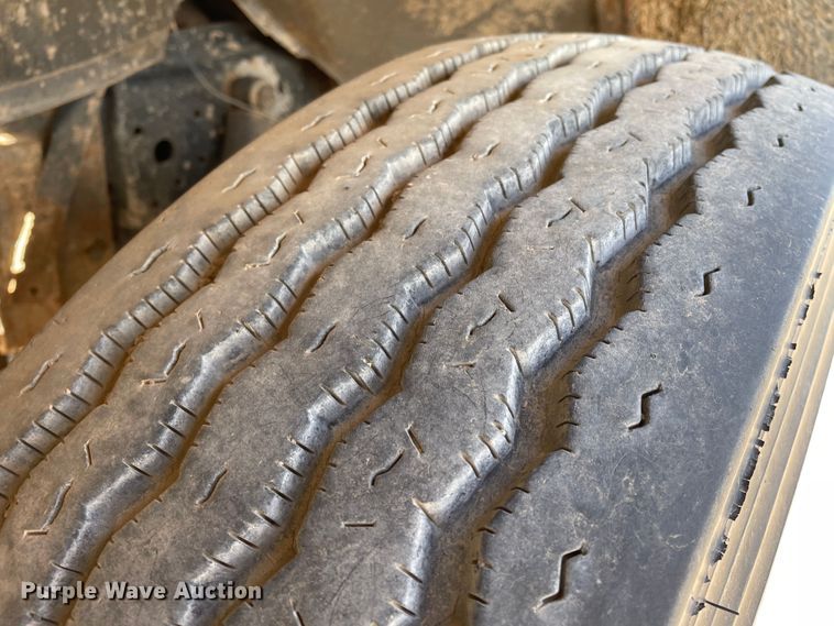 image for item DJ5032 1986 GMC C6000  dump truck