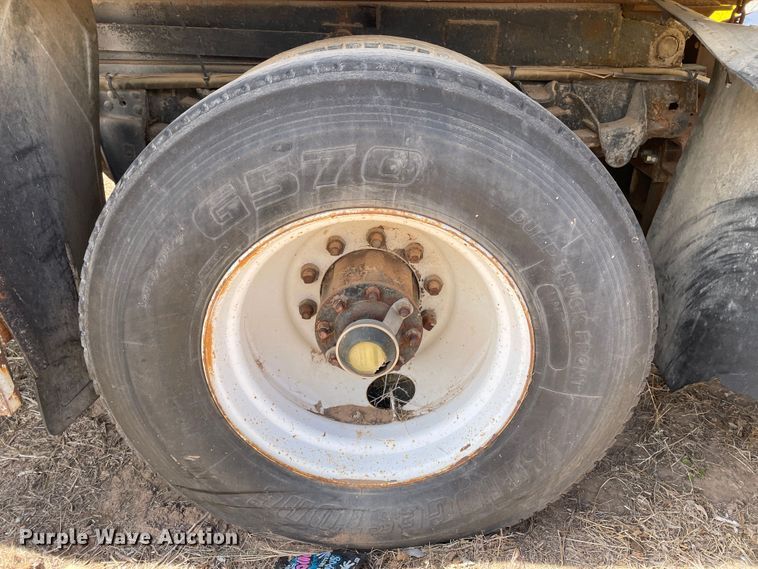 image for item DJ5032 1986 GMC C6000  dump truck