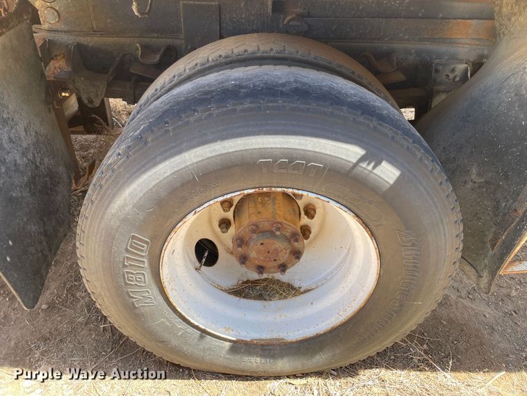 image for item DJ5032 1986 GMC C6000  dump truck