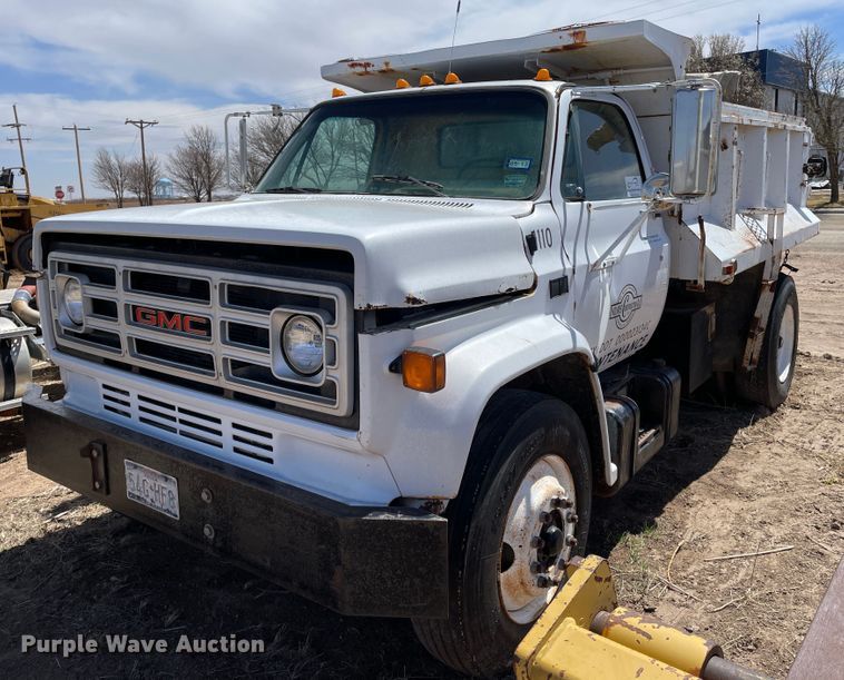 image for item DJ5033 1988 GMC C6000  dump truck