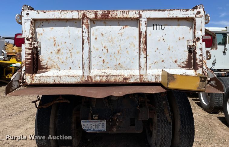 image for item DJ5033 1988 GMC C6000  dump truck