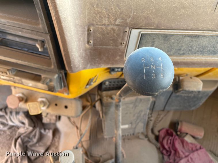 image for item DJ5033 1988 GMC C6000  dump truck