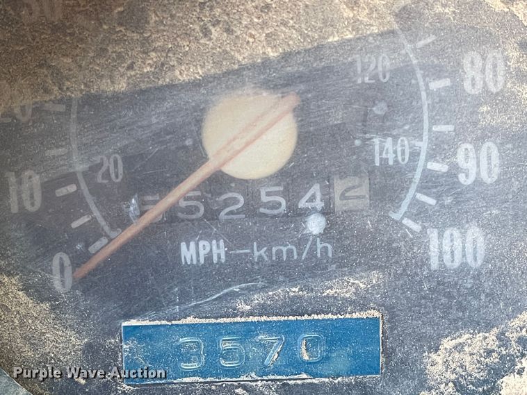 image for item DJ5033 1988 GMC C6000  dump truck