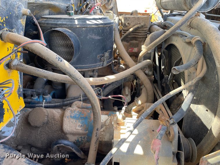 image for item DJ5033 1988 GMC C6000  dump truck