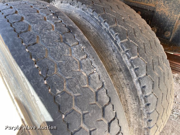 image for item DJ5033 1988 GMC C6000  dump truck