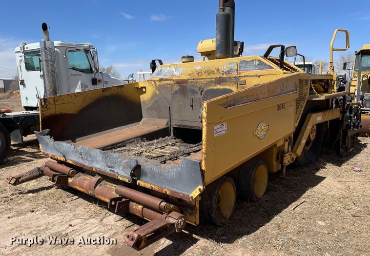 image for item DJ5035 1999 Caterpillar AP1000B  paver