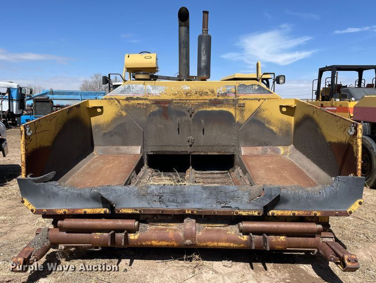 image for item DJ5035 1999 Caterpillar AP1000B  paver