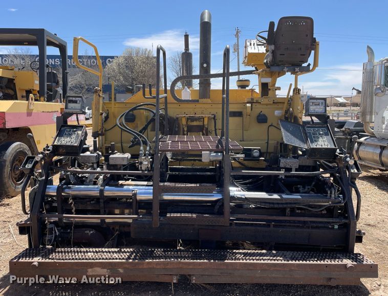 image for item DJ5035 1999 Caterpillar AP1000B  paver