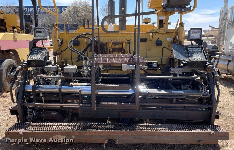 image for item DJ5035 1999 Caterpillar AP1000B  paver