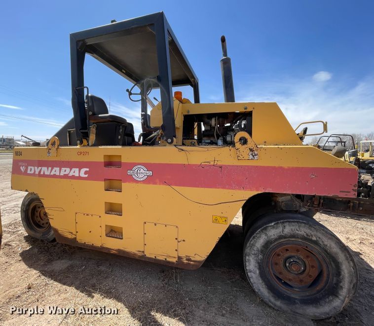 image for item DJ5036 1999 Dynapac CP271  pneumatic roller