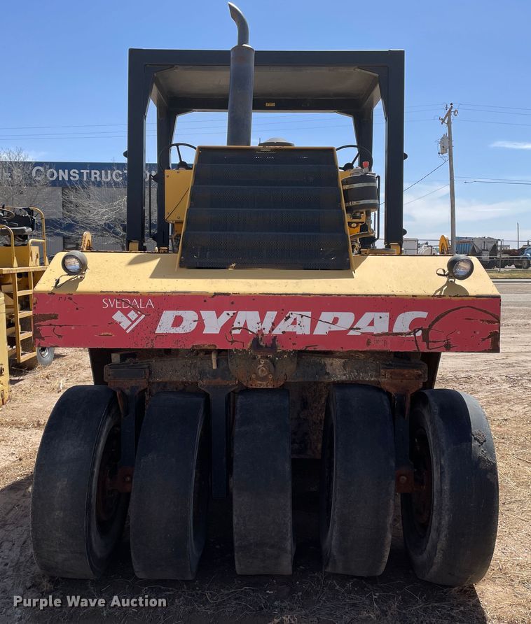 image for item DJ5036 1999 Dynapac CP271  pneumatic roller