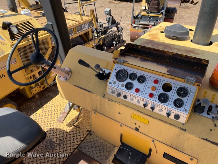 image for item DJ5036 1999 Dynapac CP271  pneumatic roller