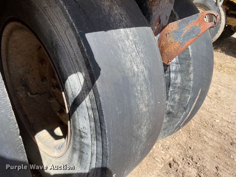 image for item DJ5036 1999 Dynapac CP271  pneumatic roller