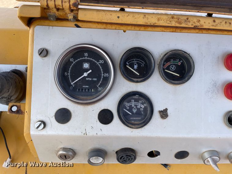 image for item DJ5037 Dynapac CP271  pneumatic roller