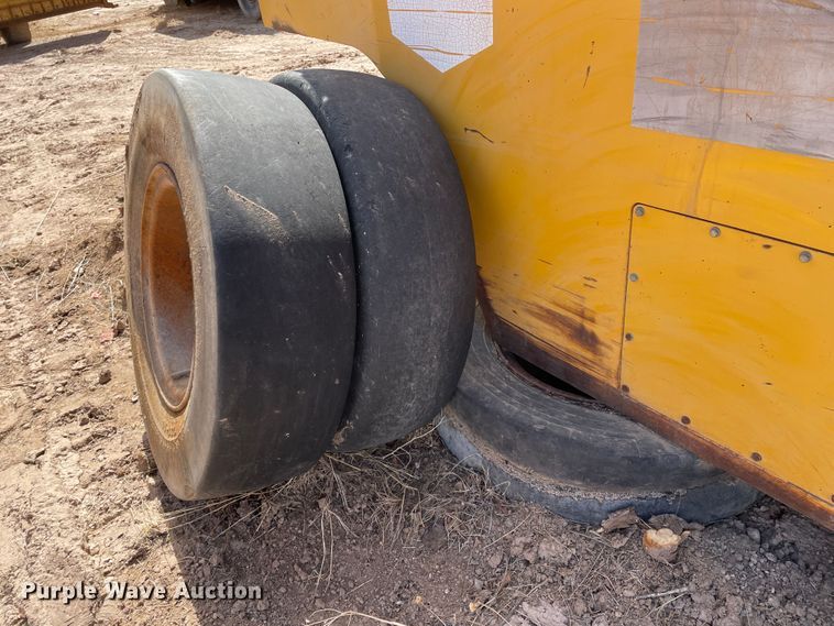 image for item DJ5037 Dynapac CP271  pneumatic roller