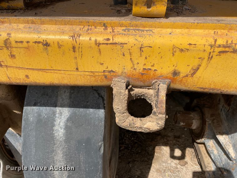 image for item DJ5037 Dynapac CP271  pneumatic roller