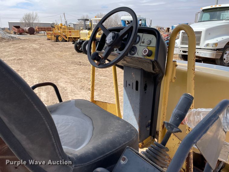 image for item DJ5038 1999 Caterpillar CB334D  double drum vibratory roller