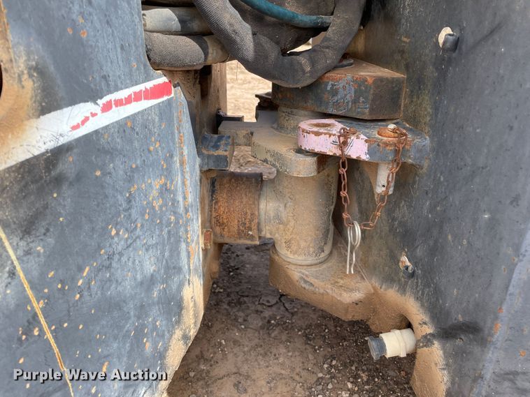 image for item DJ5038 1999 Caterpillar CB334D  double drum vibratory roller