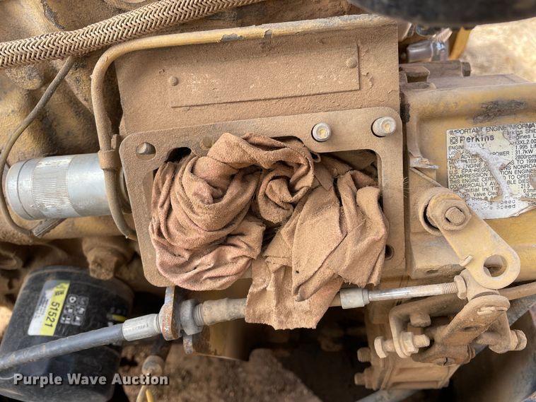 image for item DJ5038 1999 Caterpillar CB334D  double drum vibratory roller