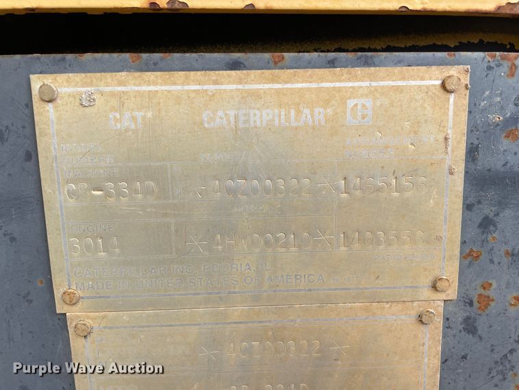 image for item DJ5038 1999 Caterpillar CB334D  double drum vibratory roller